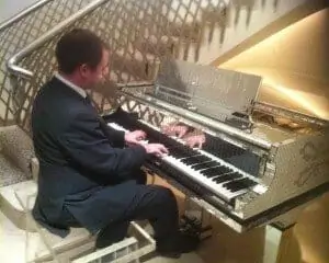 Function pianist